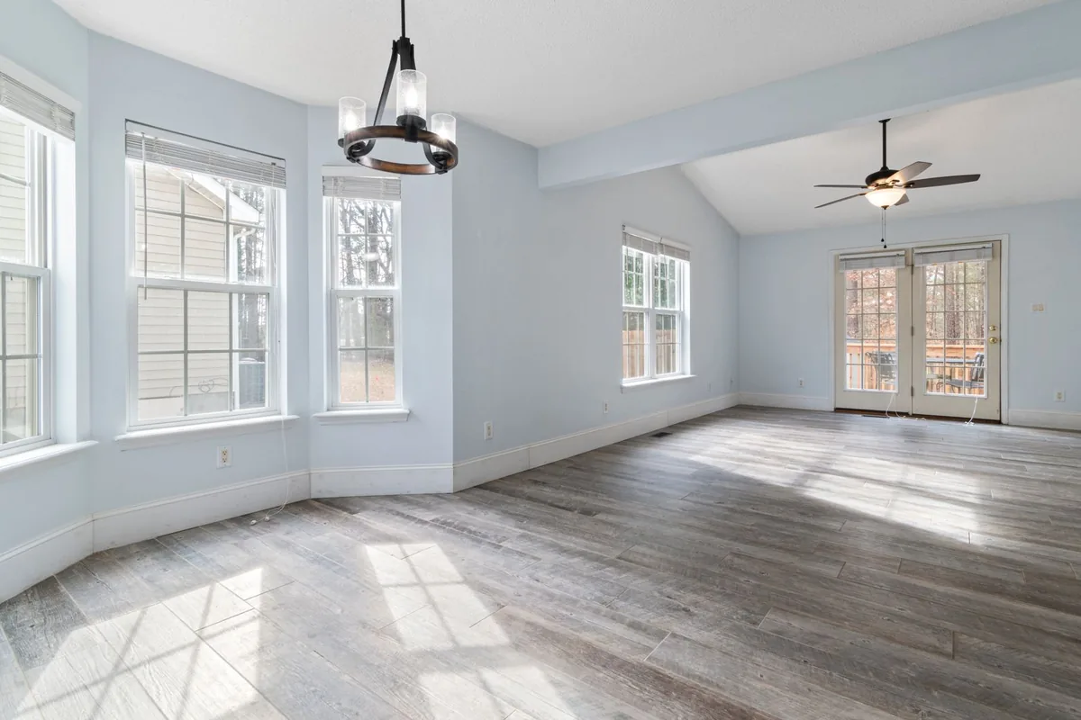 Clean, safe room after biohazard cleanup in Williamsburg, VA